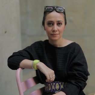 Parisa_Derakhshandeh